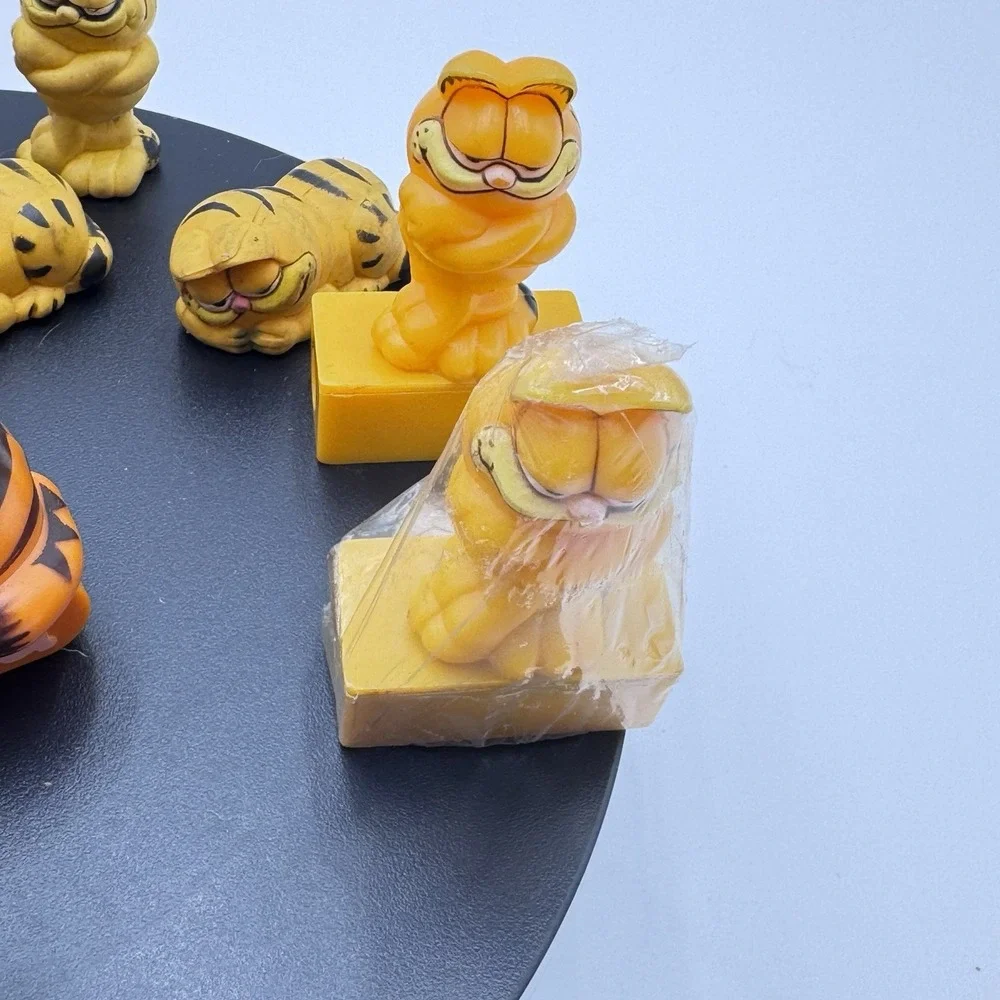 Vintage Garfield Cat 1978 Pencil Set Of 11 Erasers & Sharpeners Empire Berol USA